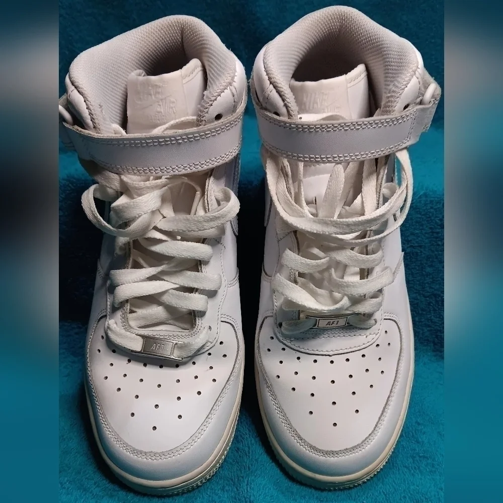 NIKE AIR FORCE 1   314195-113 Sneakers  Size 7 Y Classic 2015 White Out